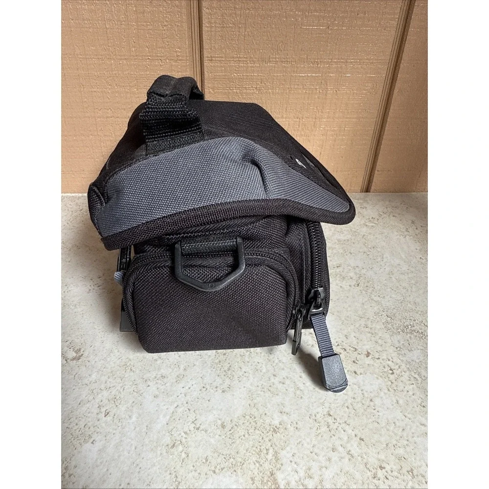 Tamrac‎ Camera Bag NO Strap - Has Padded Interior, EUC